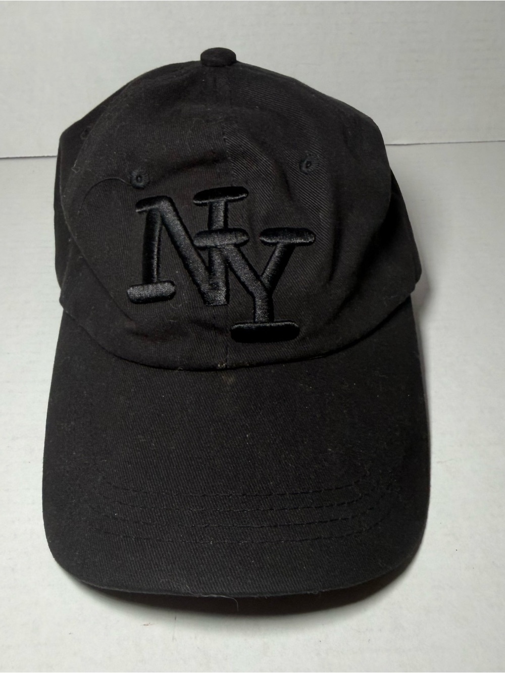 NY New York Slideback Hat Black One Size Adjustable Solid 6 Panel